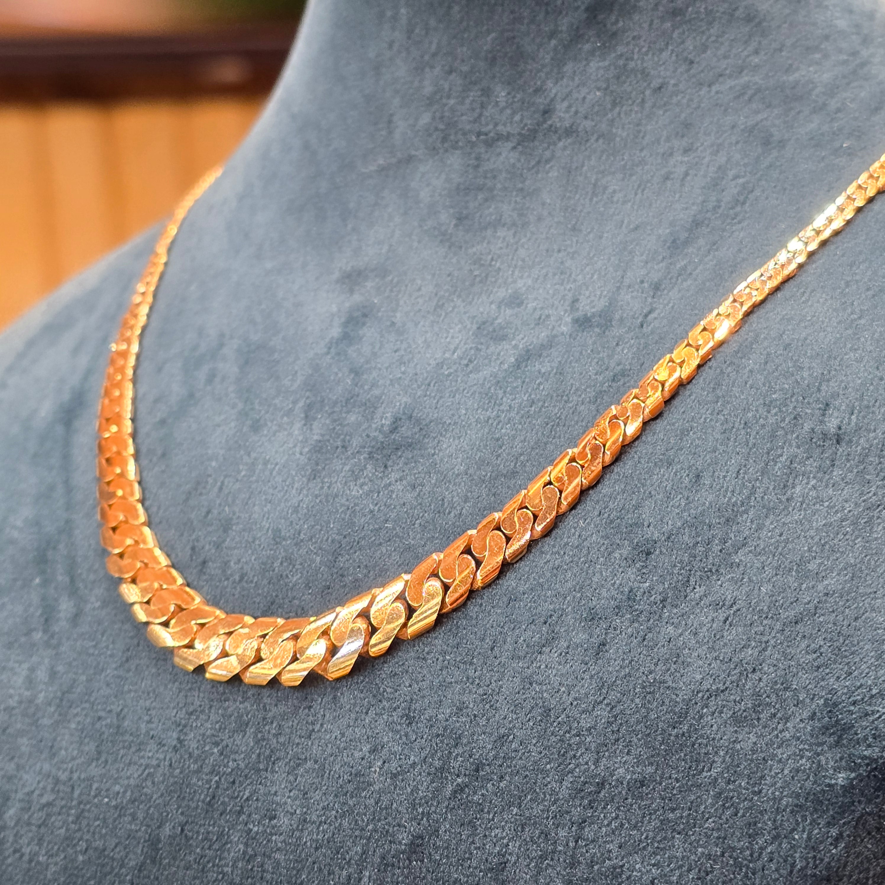 Ras de cou 21.5g en or 18 k