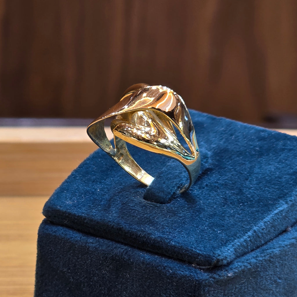 Bague croisée (style entrelacé)