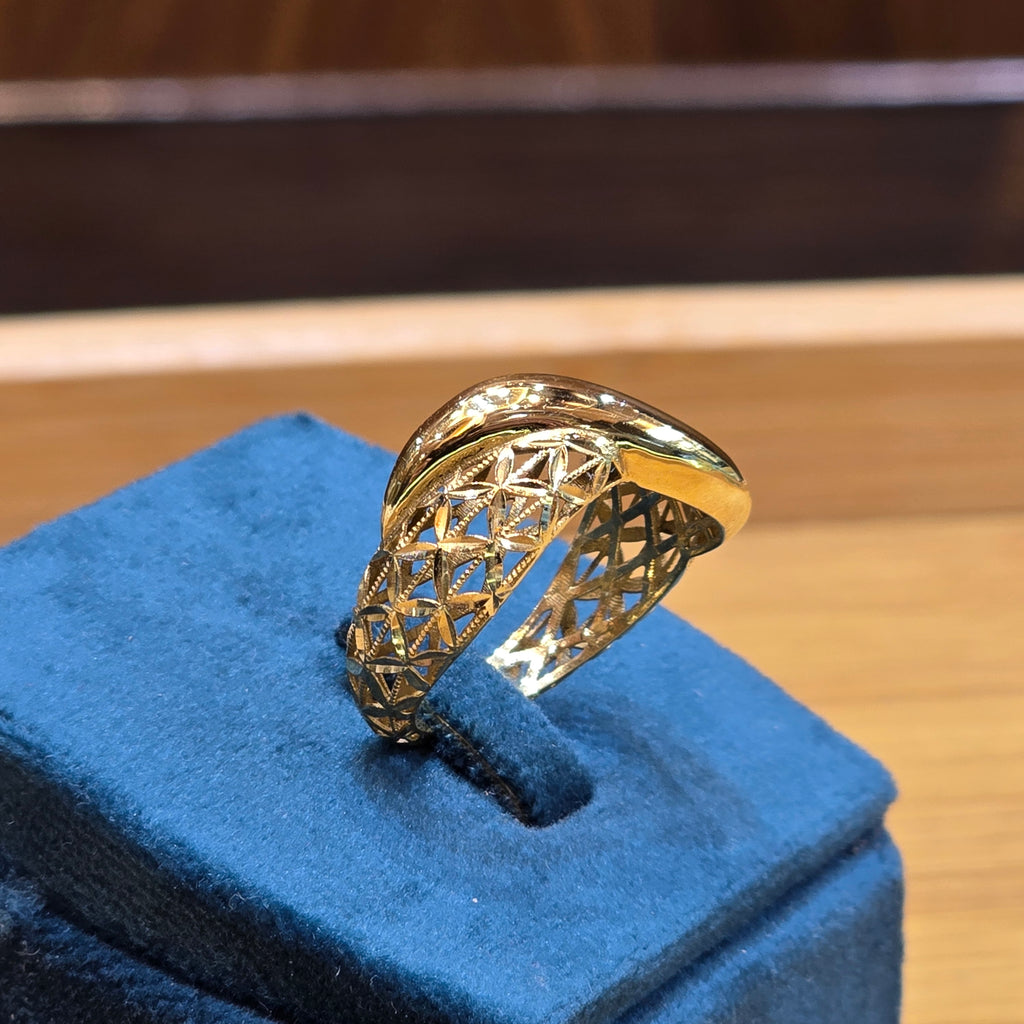 Bague ajourée en filigrane